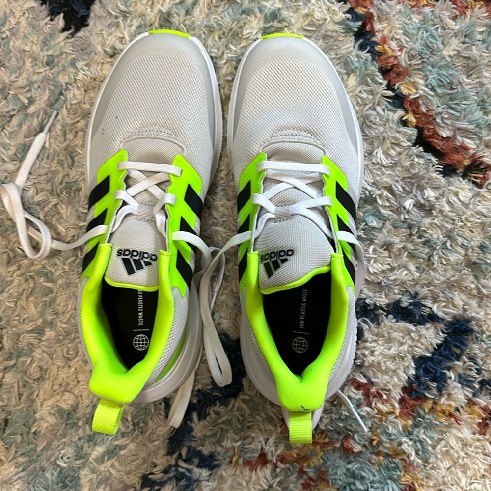 NEW Lime Green Adidas running tennis shoes Size 6.5 Youth